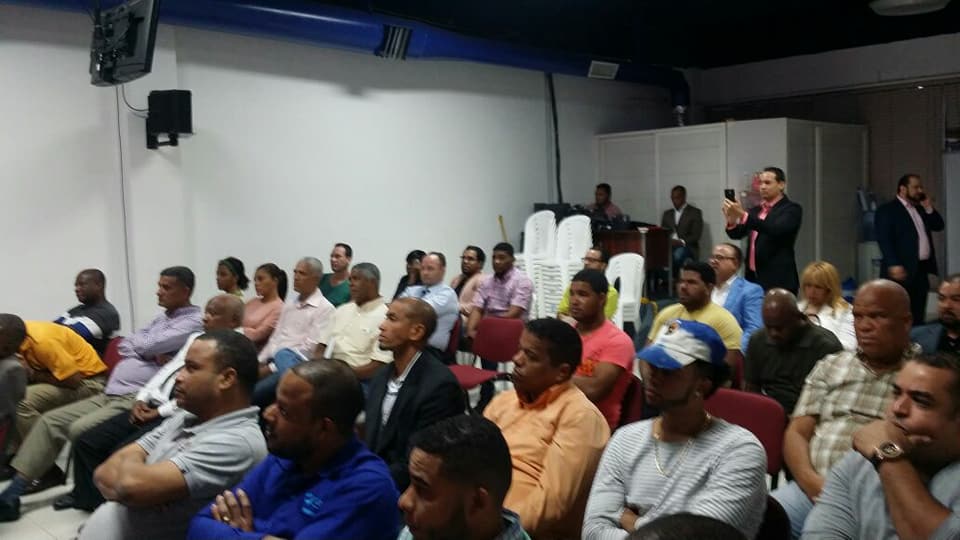 Willy Tirado — Celebración lanzamiento TradingCoin