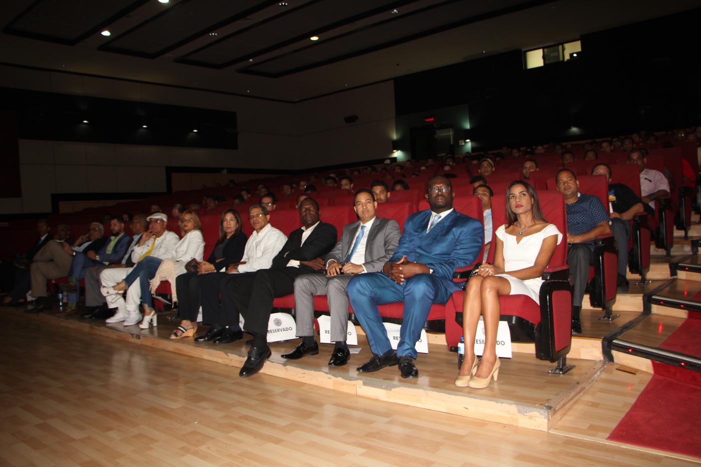 Willy Tirado — De lo Análogo a lo Digital UASD 2024