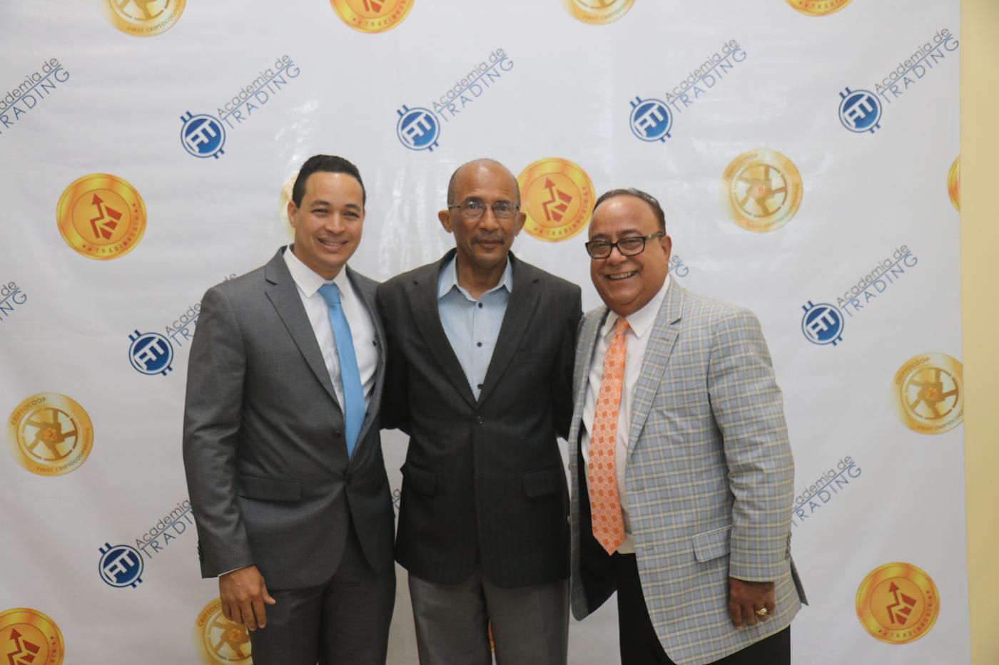 Willy Tirado — Backstage UASD conferencia tecnología RD